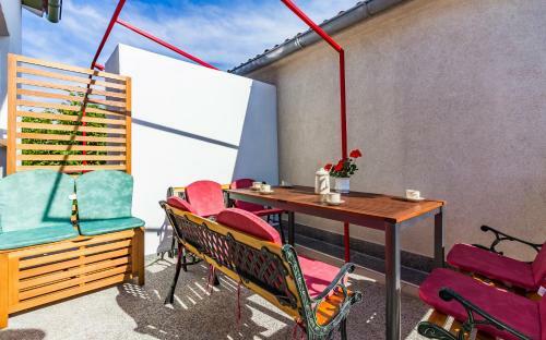 Three-bedroom Apartment Meden