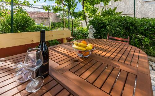 Three-bedroom Apartment Meden