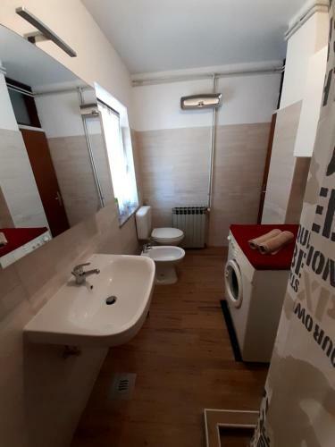 Three-bedroom Apartment Meden