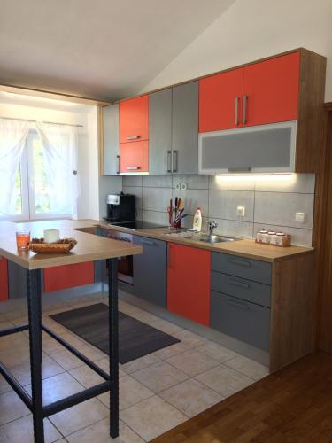 Hostal Sanmari