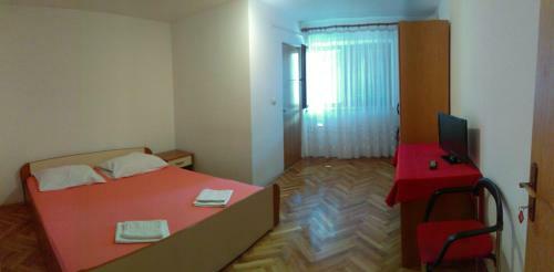 Hostal Apartmani I Restoran Stara Po?ta