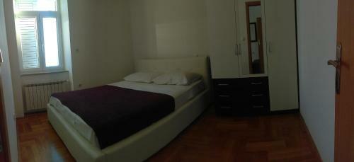 Hostal Apartmani I Restoran Stara Po?ta