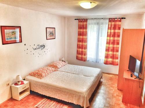 Apartment 1