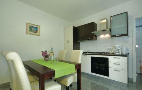 Cool & Charming Apartment