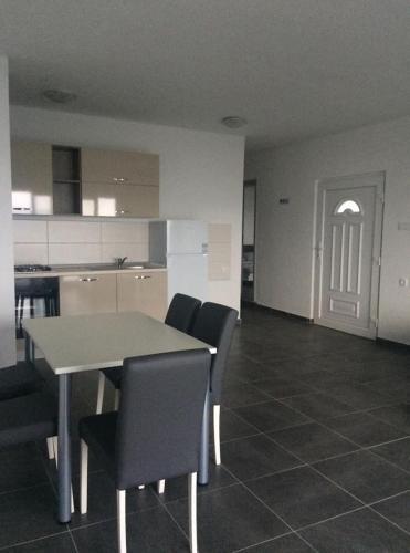 Apartamento Adria 2