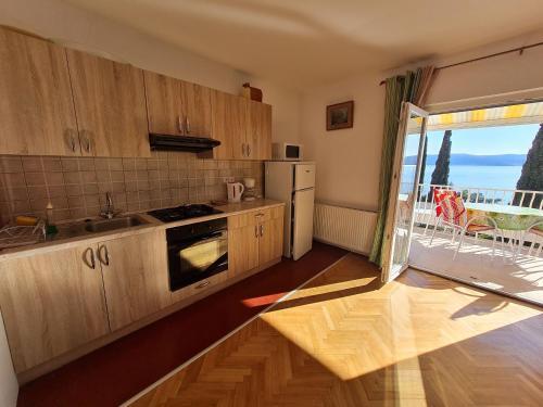 Apartments Levant