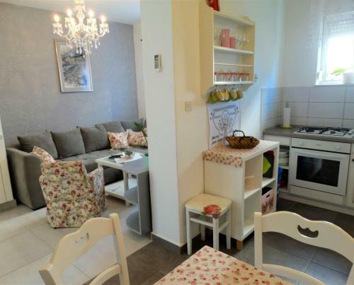 Apartment Radmi