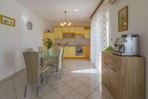 Apartments In Povile 39116