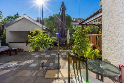 House Sunshine