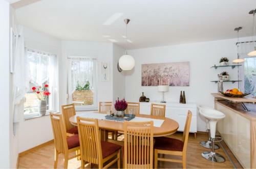 Dalmatian Village Charm - Spacious Villa With Pool Near Trogir
