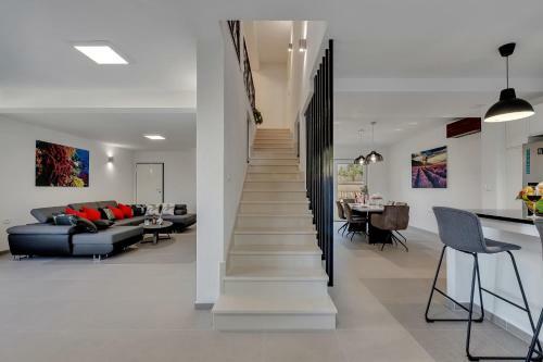 Luxury Apartments Diamond