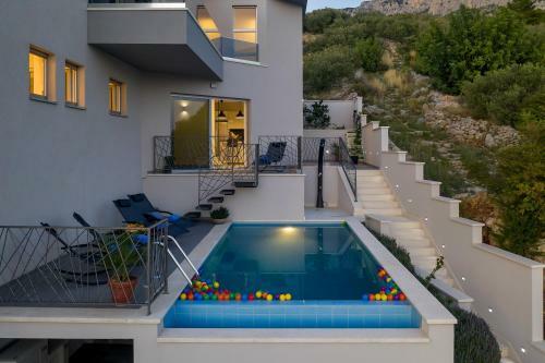 Luxury Apartments Diamond