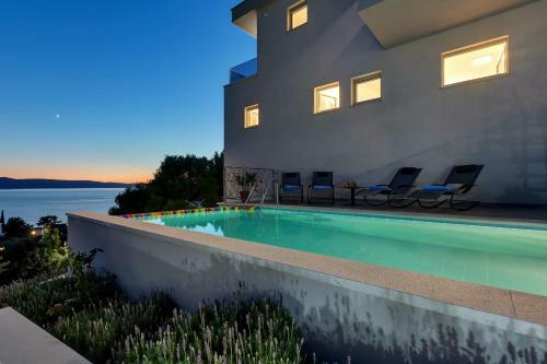 Luxury Apartments Diamond