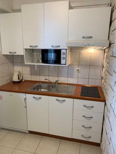 Apartmani California II