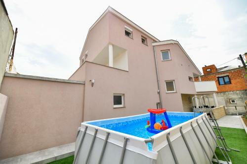 Modern Holiday Apartment "libra" With Swimming Pool
