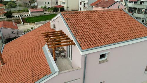 Modern Holiday Apartment "libra" With Swimming Pool