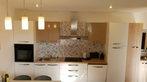 La Dolce Vita Apartments Unit 2