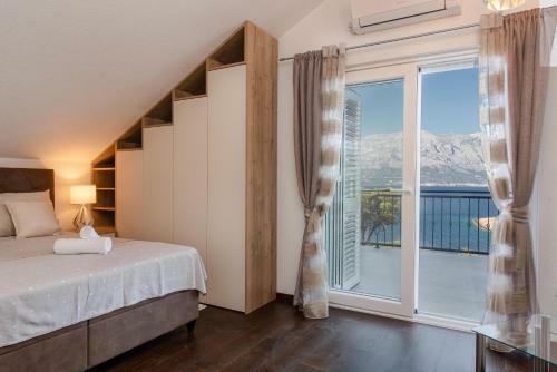 Lovely View Villa In Povlja