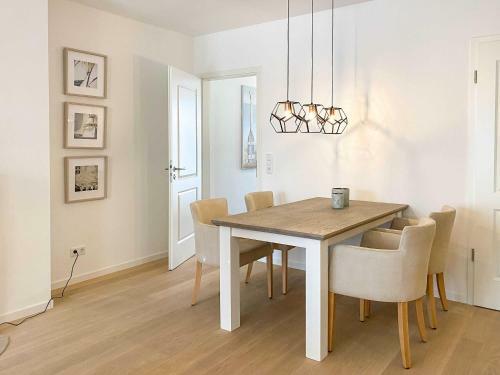 Duenenliebe Apartment 10