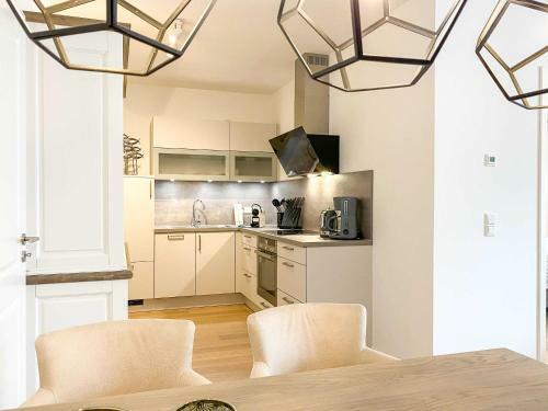 Duenenliebe Apartment 10