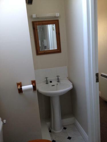 Two Bedroom House - With Internet