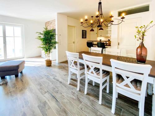 Duenenliebe Apartment 19