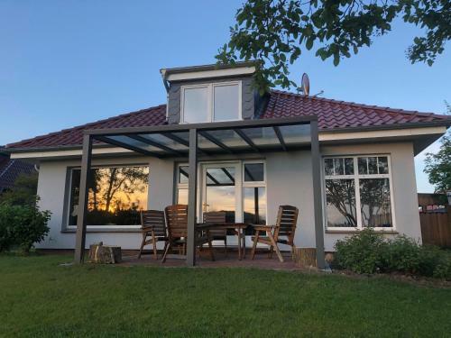Ferienhaus Zum Medemufer