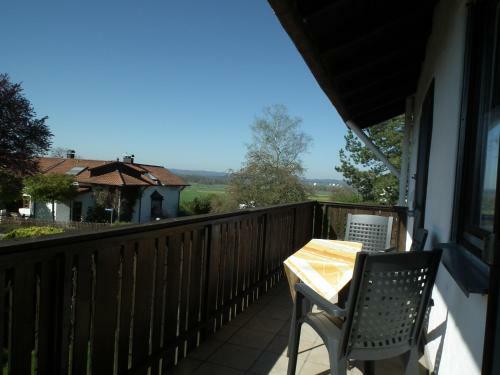 Sunny Apartment In P�hl
