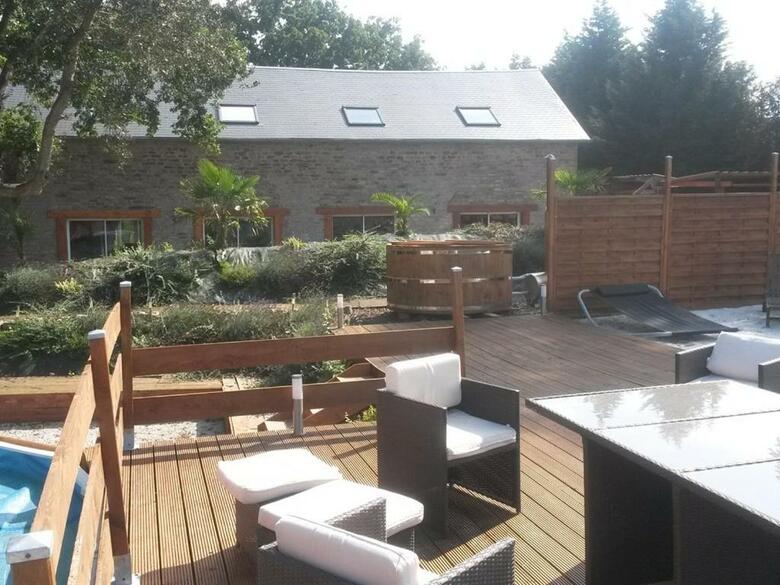 Hostal Manoir De Cond�