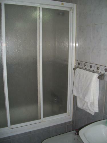 Hostal Paracuellos