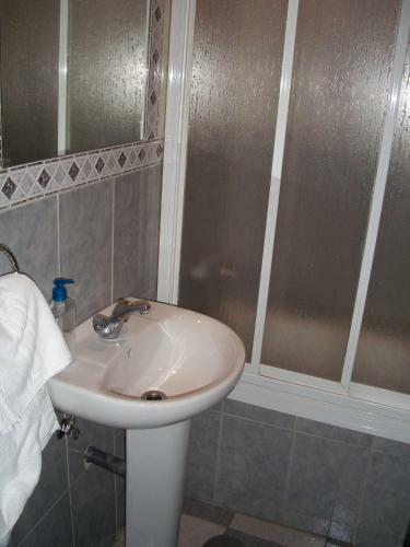 Hostal Paracuellos