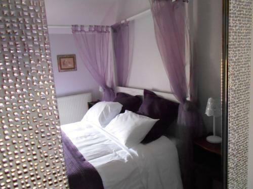 Bed & Breakfast Domaine De La F�e-licit�