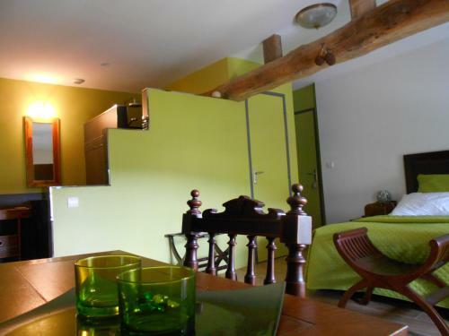 Bed & Breakfast Domaine De La F�e-licit�