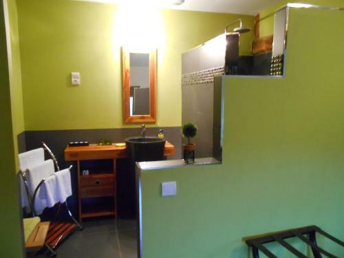 Bed & Breakfast Domaine De La F�e-licit�