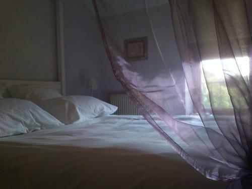 Bed & Breakfast Domaine De La F�e-licit�