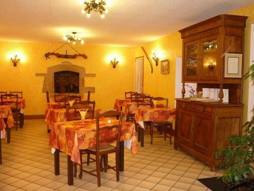 Hotel Le Relais De Beaucemaine