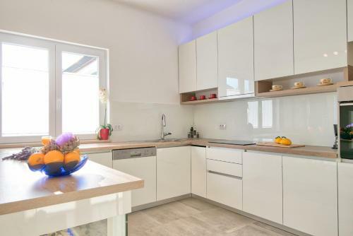 9 Bedroom Villa In Medulin