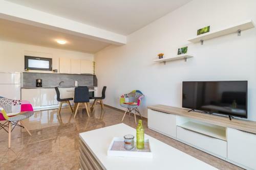 Apartments Medulin By The Sea