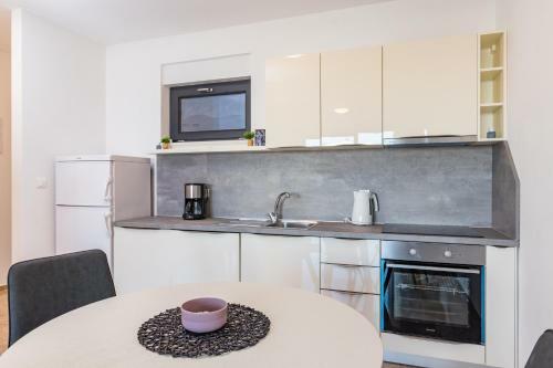 Apartments Medulin By The Sea
