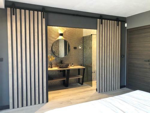 New Design Villa With Full Comfort
