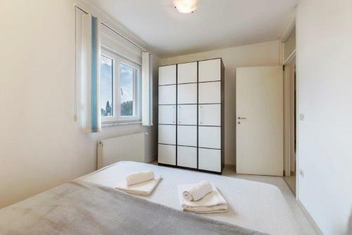 Apartment Dubravka Near The Sandy Beach