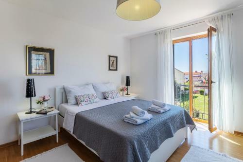 Villa Greenhouse Unna With Heated Pool