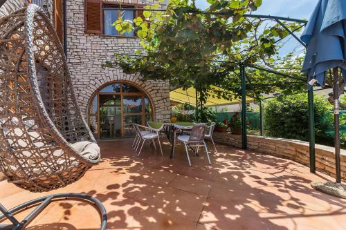 Villa Greenhouse Unna With Heated Pool