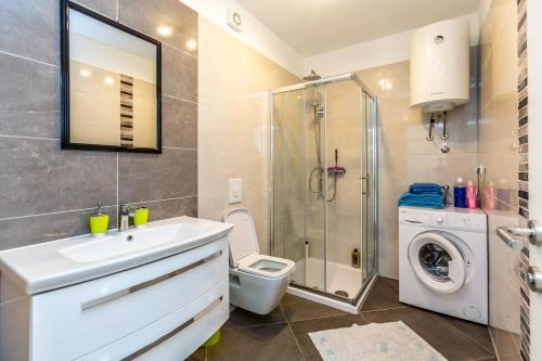 Apartment Grasser With 2 Bedrooms