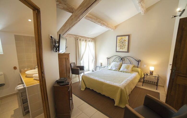 Bed & Breakfast Entre Vigne Et Garrigue