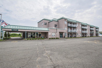 Hotel Syracuse Inn And Suites