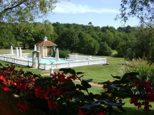 Domaine De Maumont