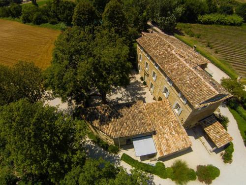 Hostal La Mouti�re