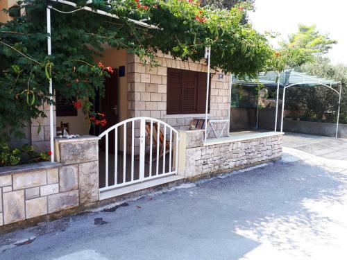 Apartments Ana