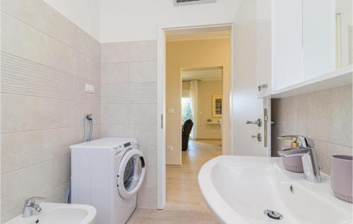Awesome Apartment In Medulin With Wifi And 3 Bedrooms
